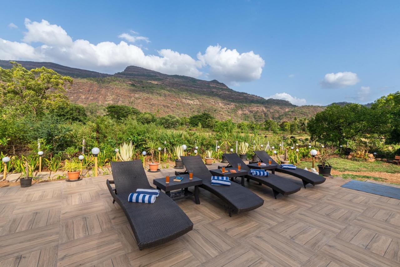 Saffronstays Vyom Farms Karjat Esterno foto