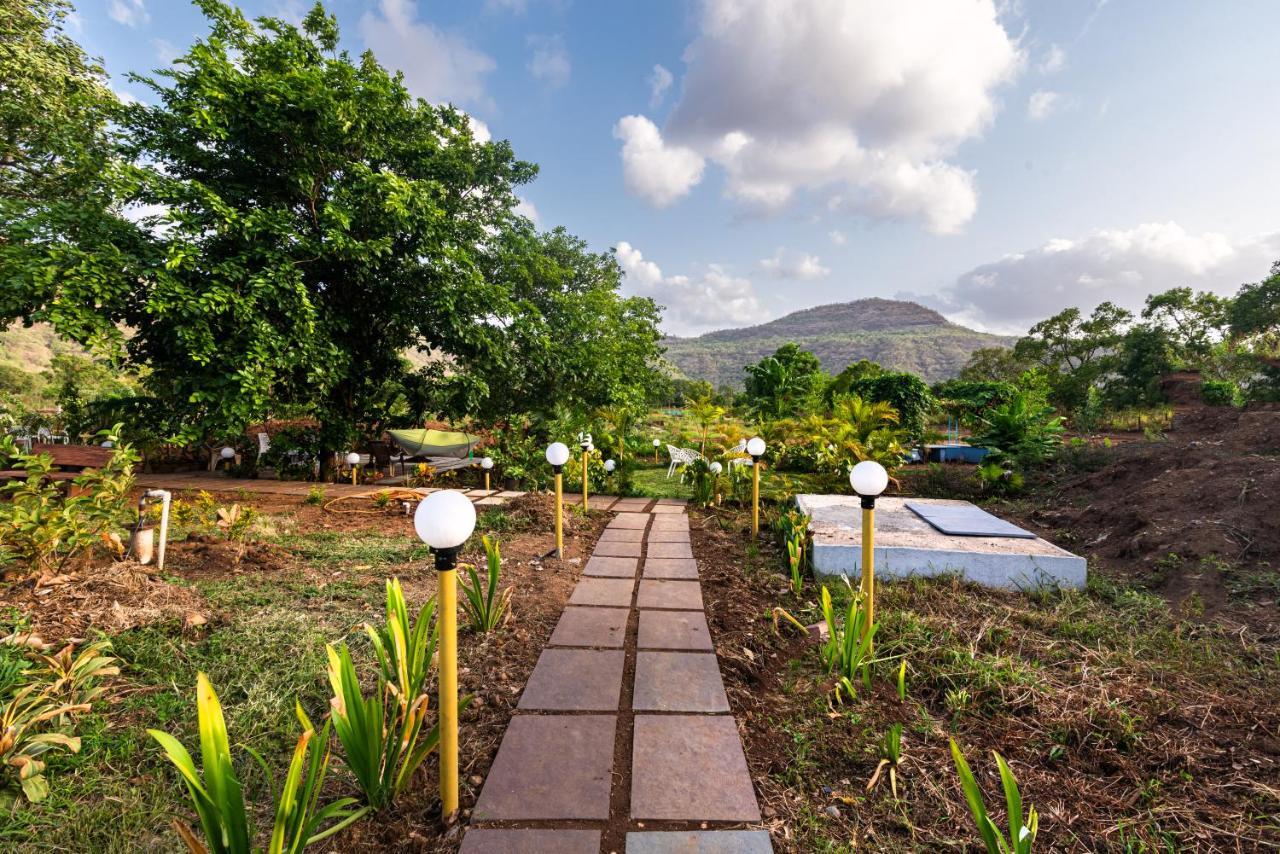 Saffronstays Vyom Farms Karjat Esterno foto